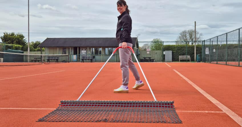 drag brushes for artificial clay tennis courts